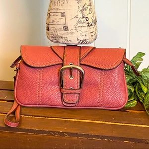 New!  Mauve Large Buckle Wristlet Wallet